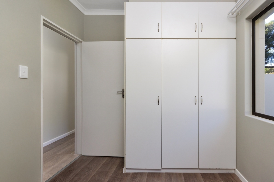3 Bedroom Property for Sale in Mountainside Western Cape